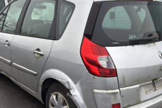 Custode arriere droit RENAULT SCENIC 2