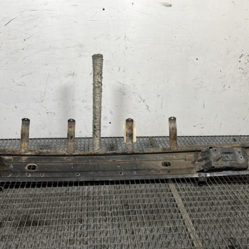 Renfort pare choc arriere (traverse) KIA RIO 2 Photo n°4