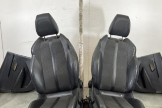 Interieur complet PEUGEOT 208 2 Photo n°1