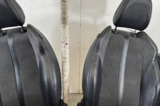 Interieur complet PEUGEOT 208 2
