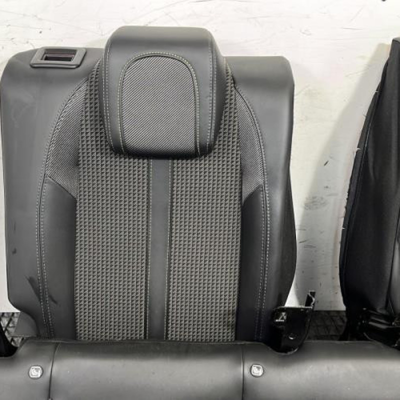 Interieur complet PEUGEOT 208 2 Photo n°10