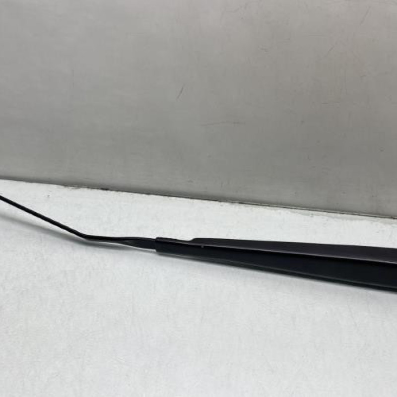 Bras essuie glace avant droit AUDI A3 4 Photo n°1