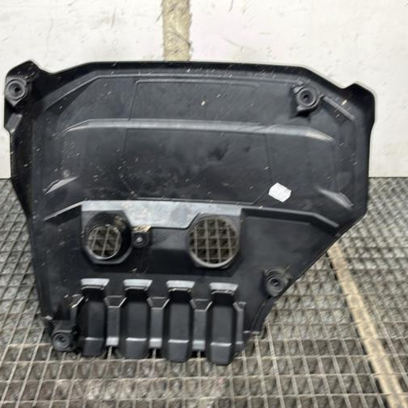 Cache moteur  AUDI A3 4 Photo n°4