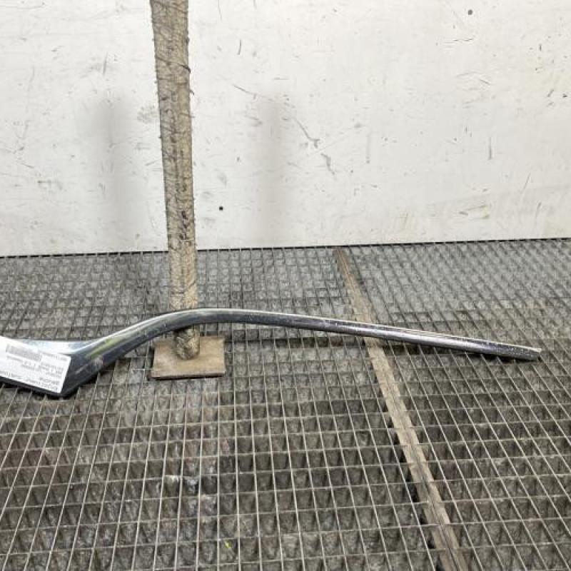 Enjoliveur PEUGEOT 208 1 Photo n°1