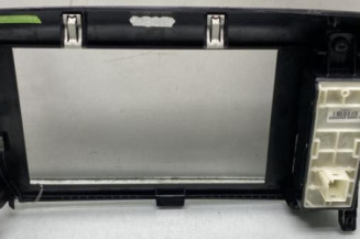 Facade autoradio PEUGEOT 208 1