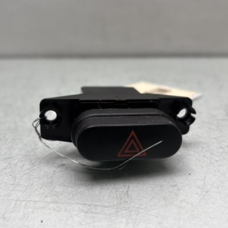 Bouton de warning HYUNDAI I 10 1 Photo n°1