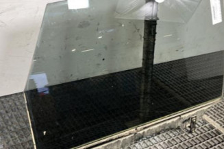 Vitre arriere droit HYUNDAI TUCSON 1