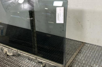 Vitre arriere droit HYUNDAI TUCSON 1