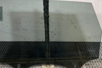 Vitre arriere droit HYUNDAI TUCSON 1