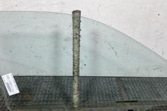 Vitre avant gauche HYUNDAI TUCSON 1