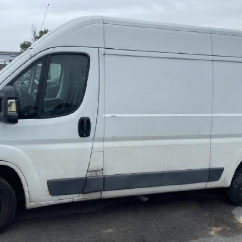 Grille de pare choc PEUGEOT BOXER 3 Photo n°15