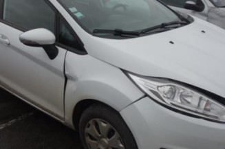 Grille de pare choc FORD FIESTA 6