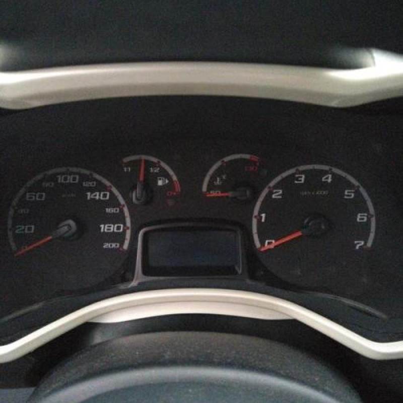 Grille de pare choc FORD KA 2 Photo n°13