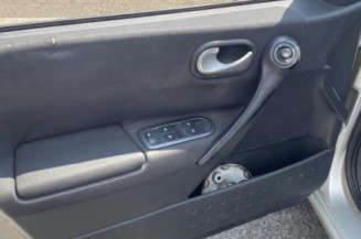 Custode arriere gauche (porte) RENAULT MEGANE 2
