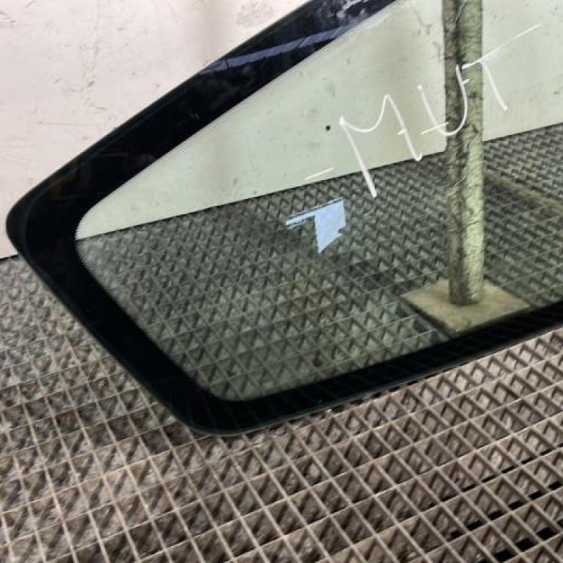 Custode arriere droit CITROEN C2 Photo n°2