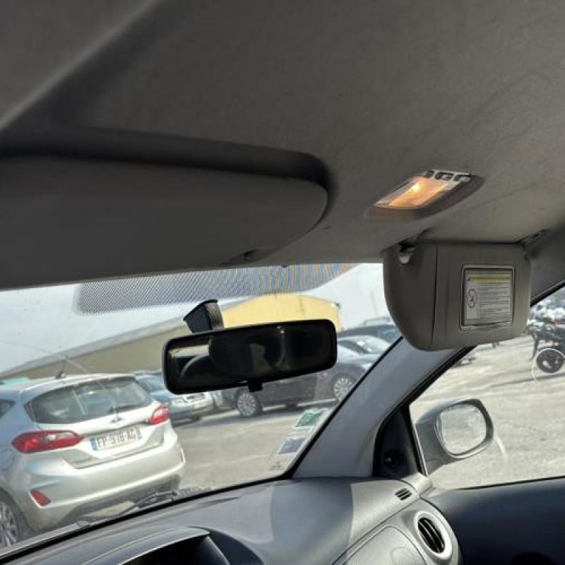 Custode arriere droit CITROEN C2 Photo n°16