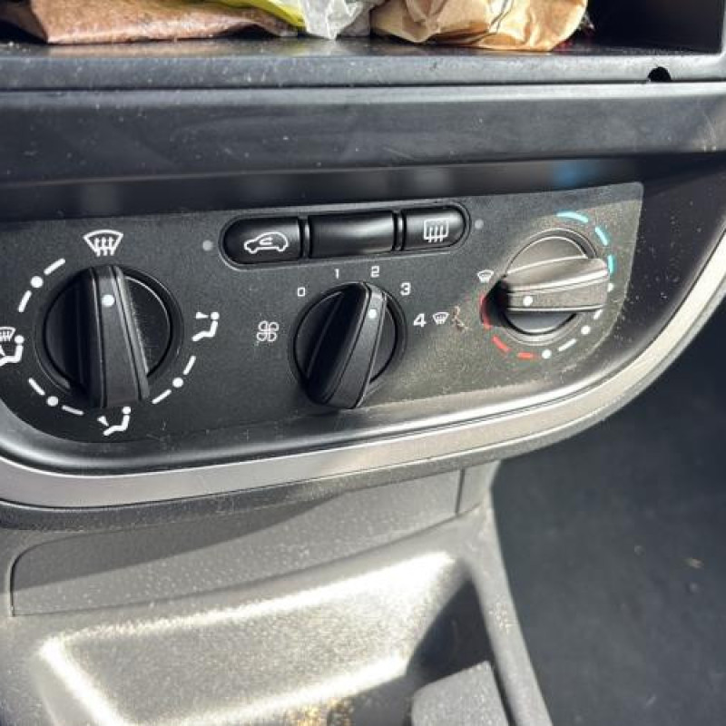 Custode arriere droit CITROEN C2 Photo n°18