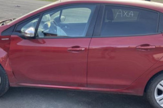 Enjoliveur anti brouillard PEUGEOT 208 1