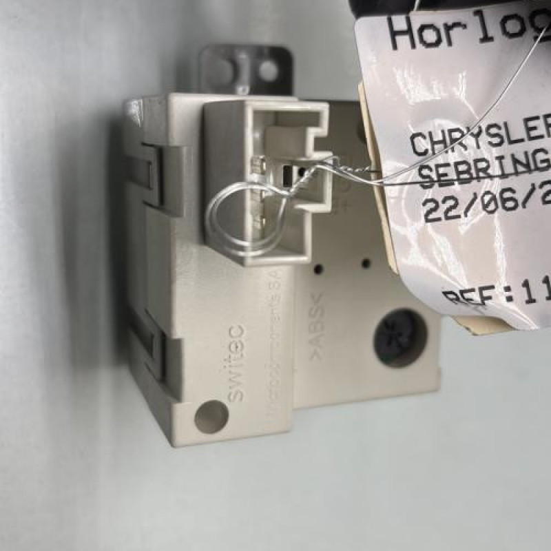 Horloge CHRYSLER SEBRING 2 Photo n°3