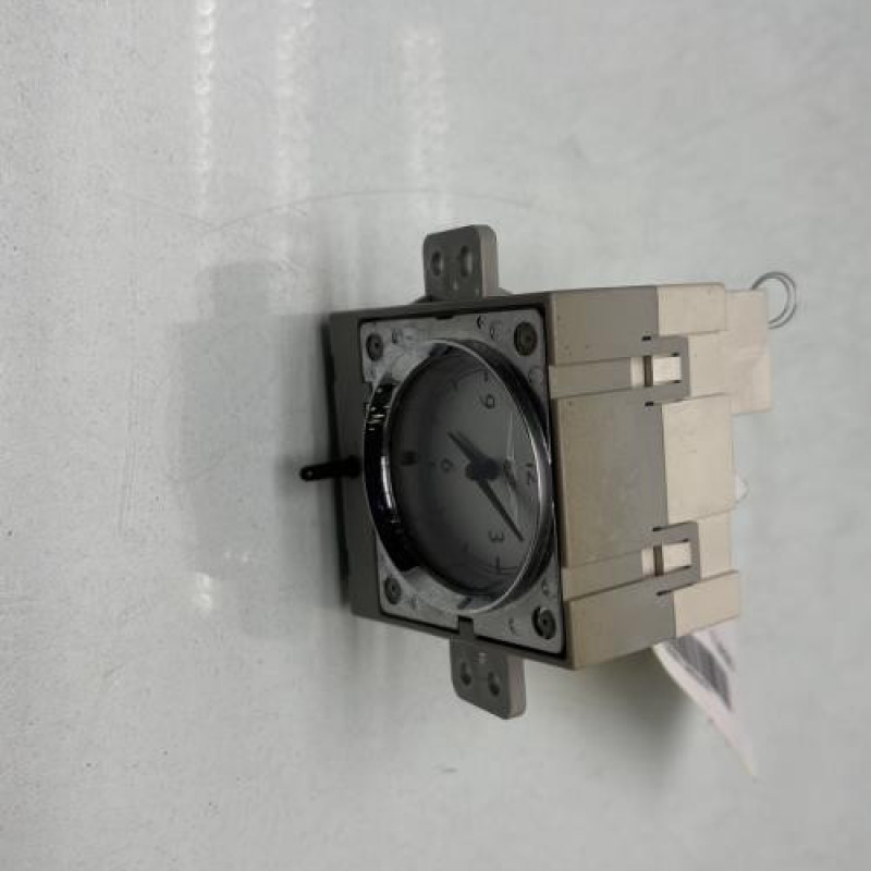 Horloge CHRYSLER SEBRING 2 Photo n°4