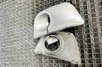 Enjoliveur anti brouillard DACIA SANDERO 2