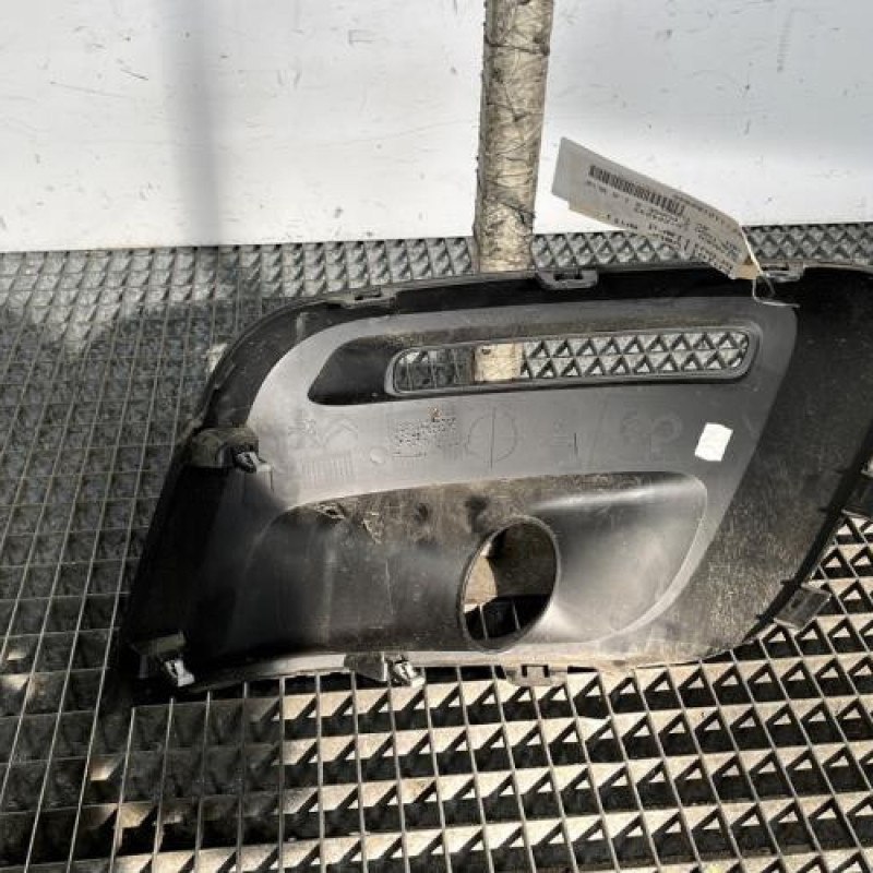 Enjoliveur anti brouillard CITROEN BERLINGO 2 Photo n°4