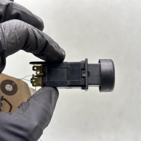 Commande degivrage lunette arriere PEUGEOT 205