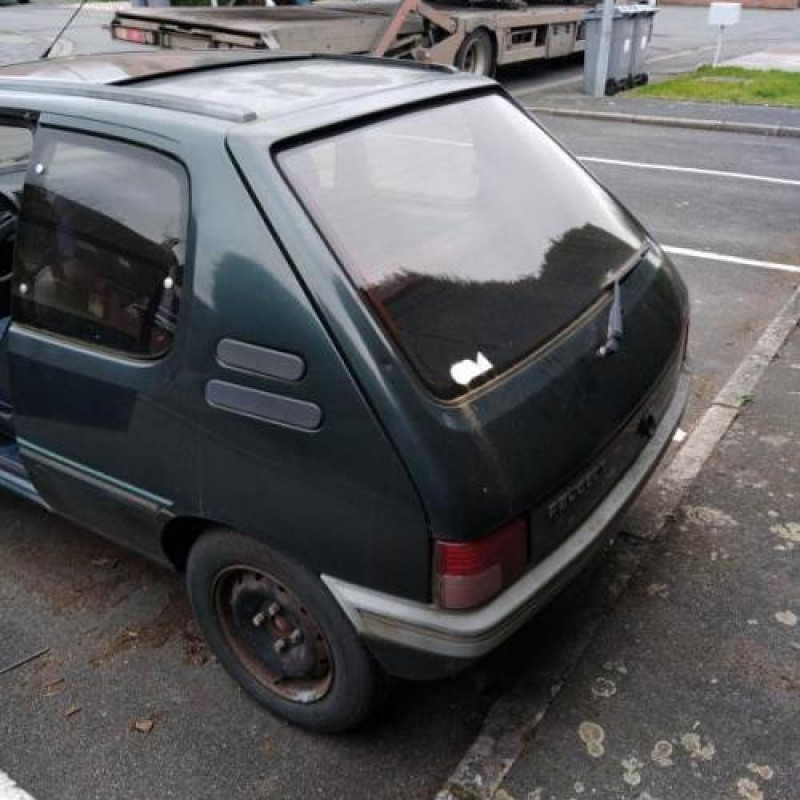 Commande degivrage lunette arriere PEUGEOT 205 Photo n°12