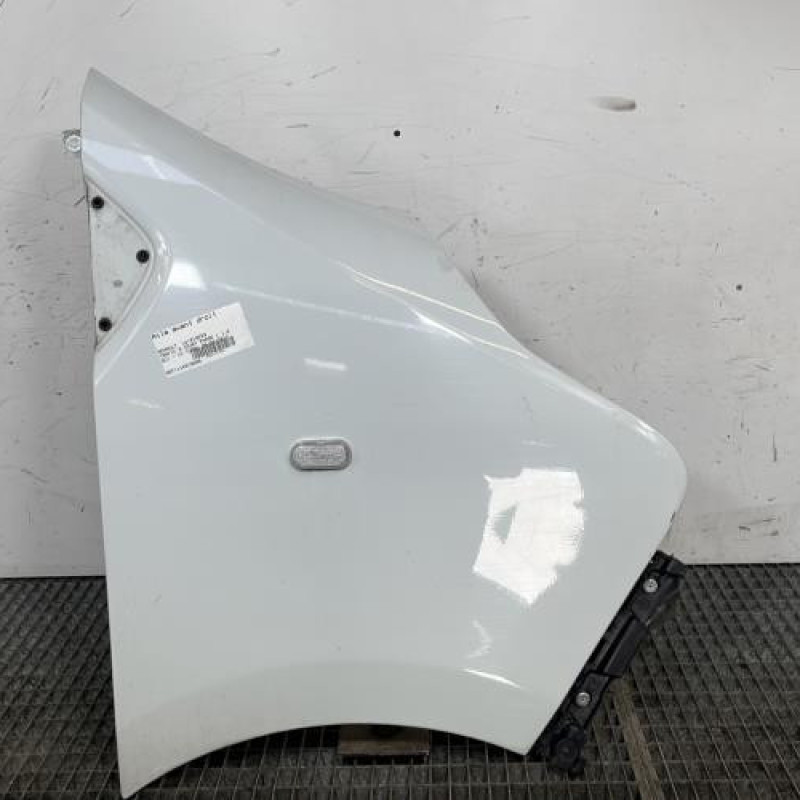 Aile avant droit RENAULT TRAFIC 3 COURT Photo n°1