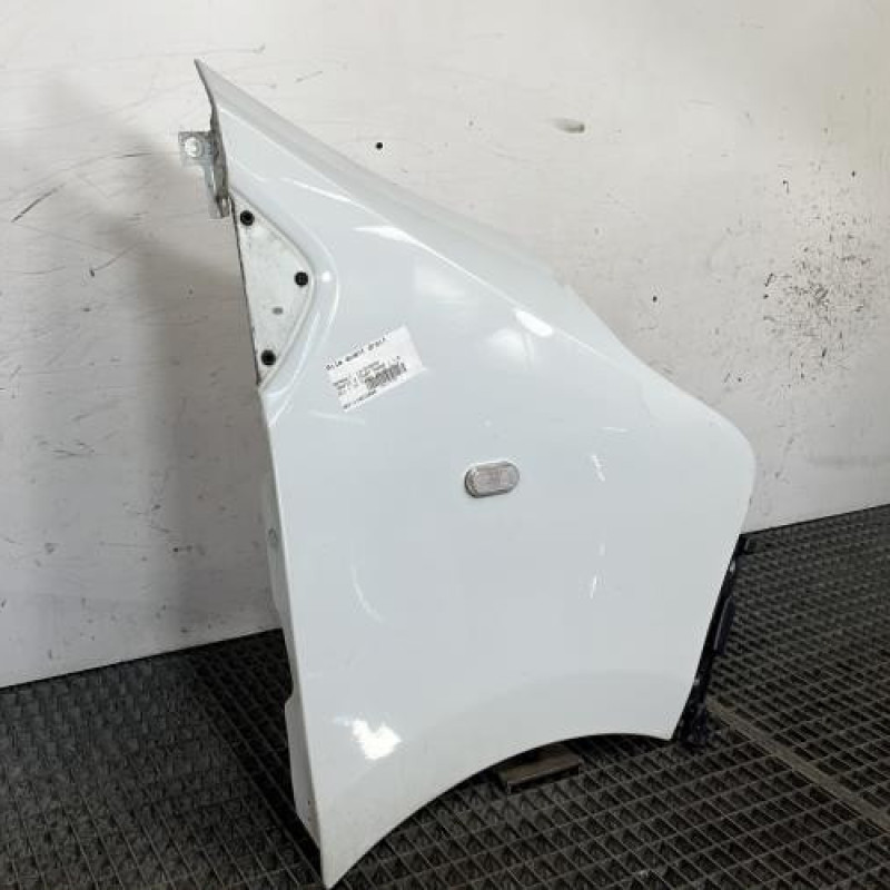 Aile avant droit RENAULT TRAFIC 3 COURT Photo n°3