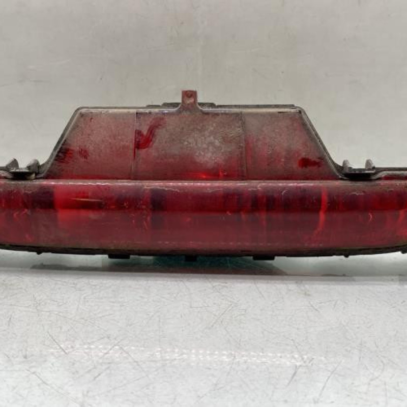 Anti brouillard arriere PEUGEOT 208 1 Photo n°1