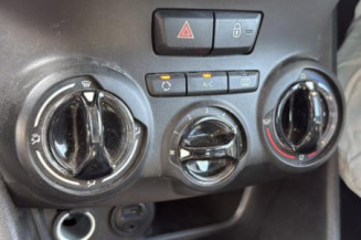 Anti brouillard arriere PEUGEOT 208 1