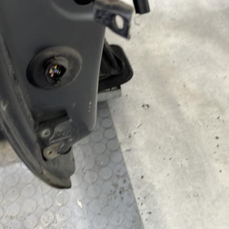 Porte avant droit PEUGEOT 208 1 Photo n°3