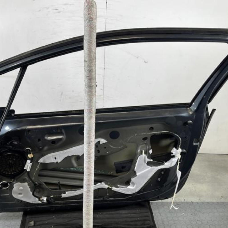 Porte avant droit PEUGEOT 208 1 Photo n°4