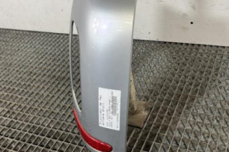 Enjoliveur de feu arriere droit MINI MINI 2 R55