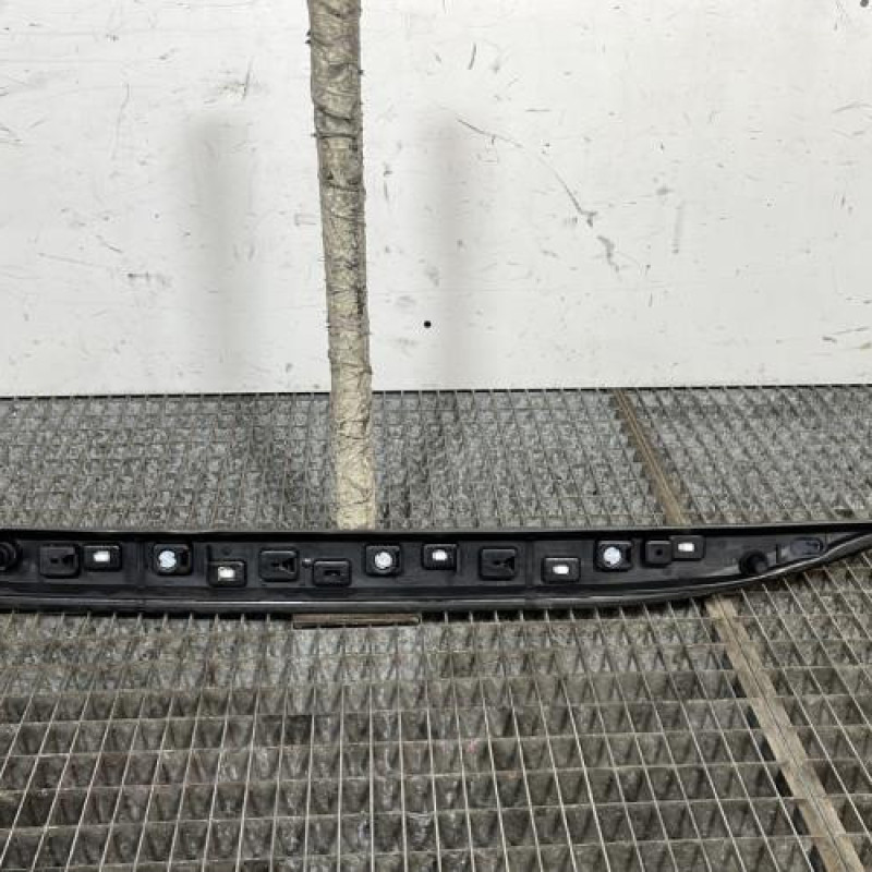 Enjoliveur PEUGEOT 2008 1 Photo n°4