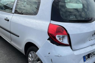 Grille de pare choc RENAULT CLIO 3