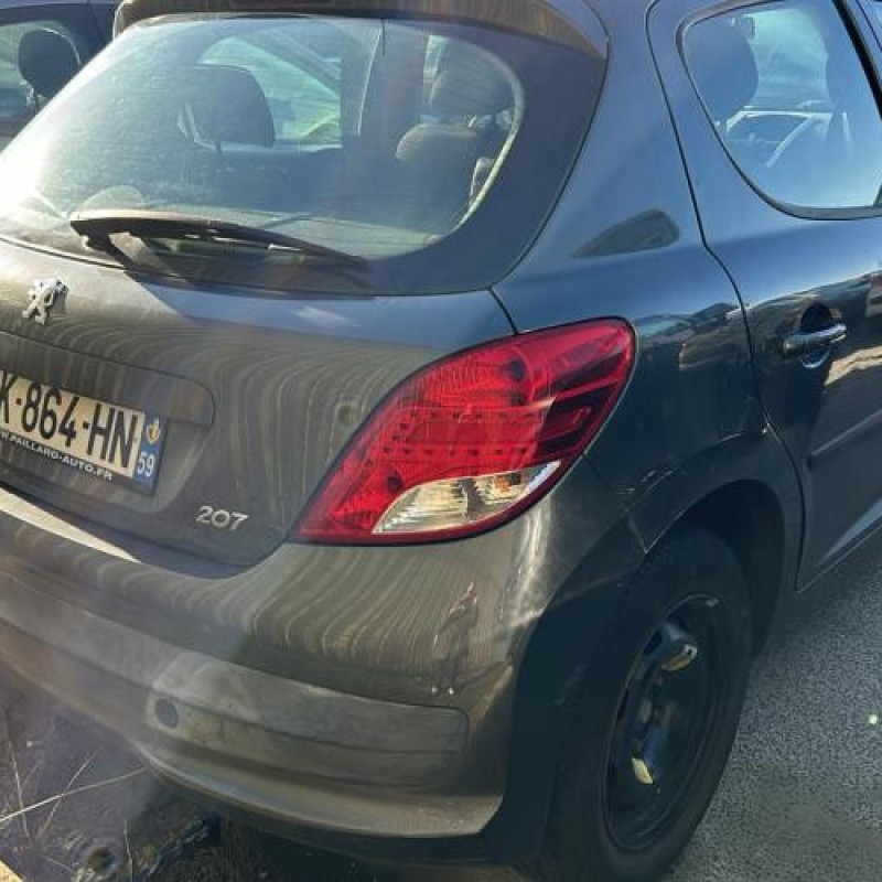 Enjoliveur anti brouillard PEUGEOT 207 Photo n°11