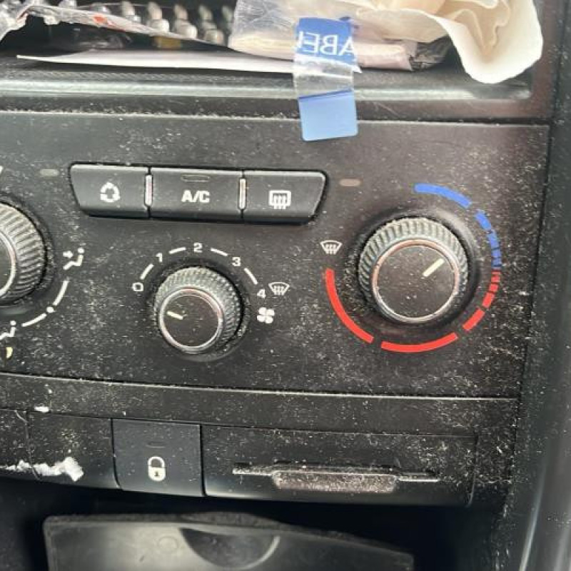 Enjoliveur anti brouillard PEUGEOT 207 Photo n°16