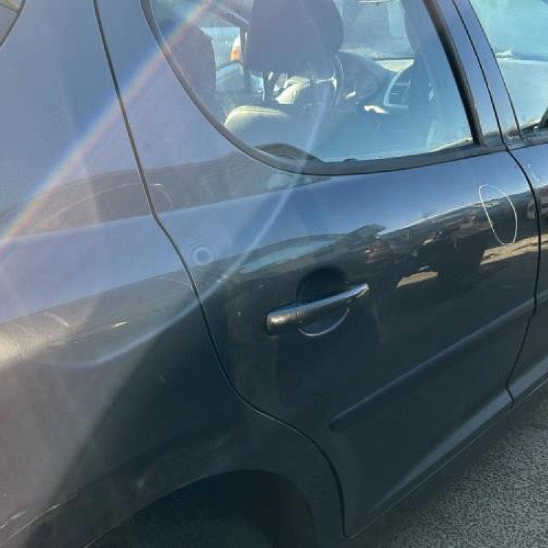 Enjoliveur anti brouillard PEUGEOT 207 Photo n°19