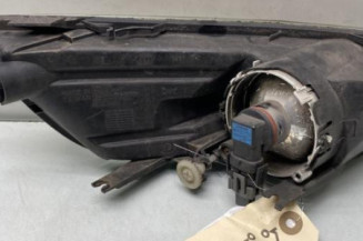 Anti brouillard gauche (feux) FORD MONDEO 3