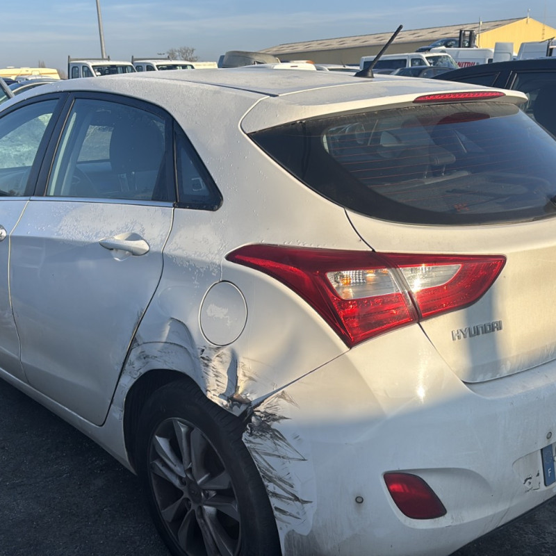 HYUNDAI I 30 2 PHASE 1 1.6 CRDI - 16V TURBO Photo n°4