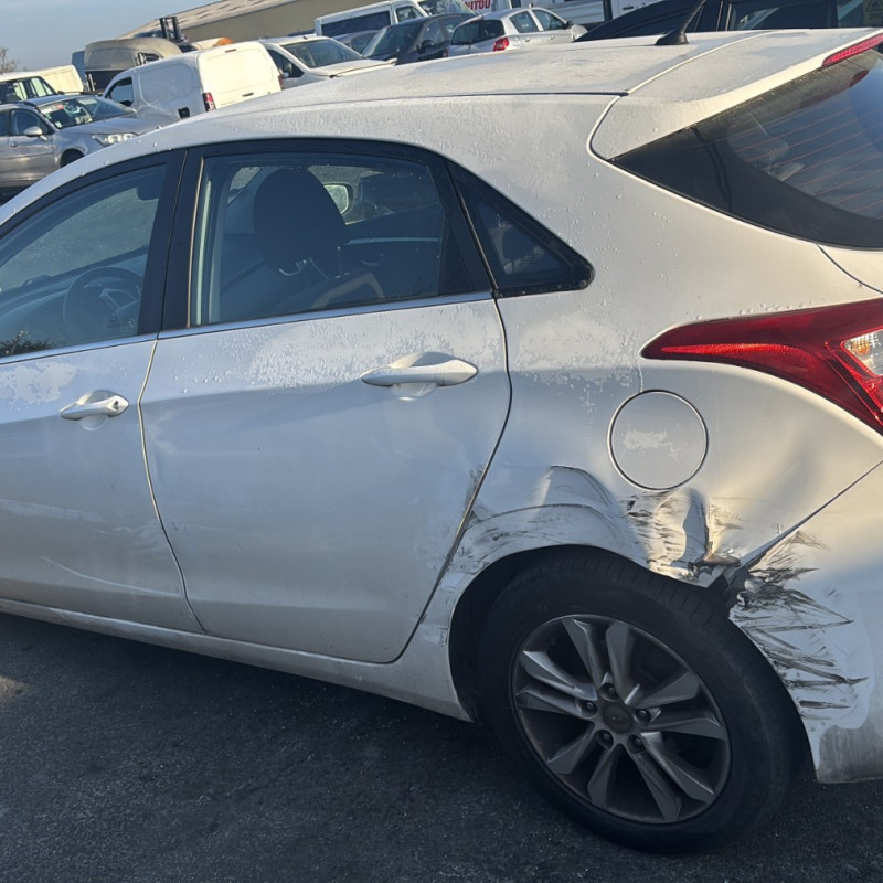 HYUNDAI I 30 2 PHASE 1 1.6 CRDI - 16V TURBO Photo n°6