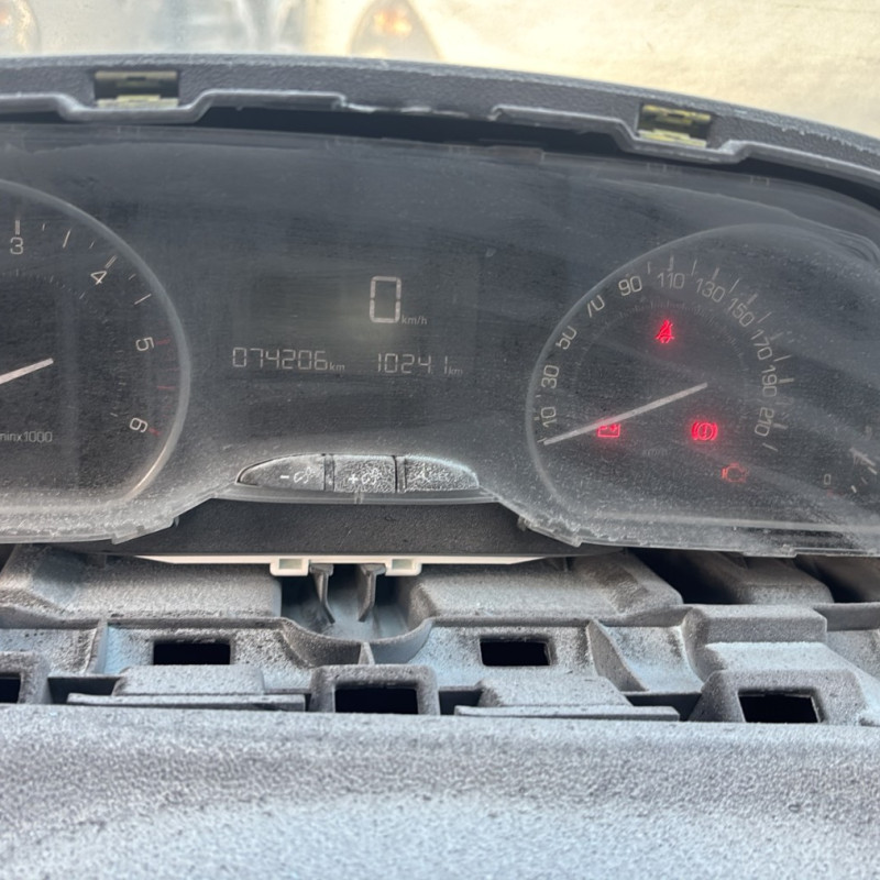 PEUGEOT 208 1 PHASE 2 1.5 BLUE HDI - 16V TURBO Photo n°15