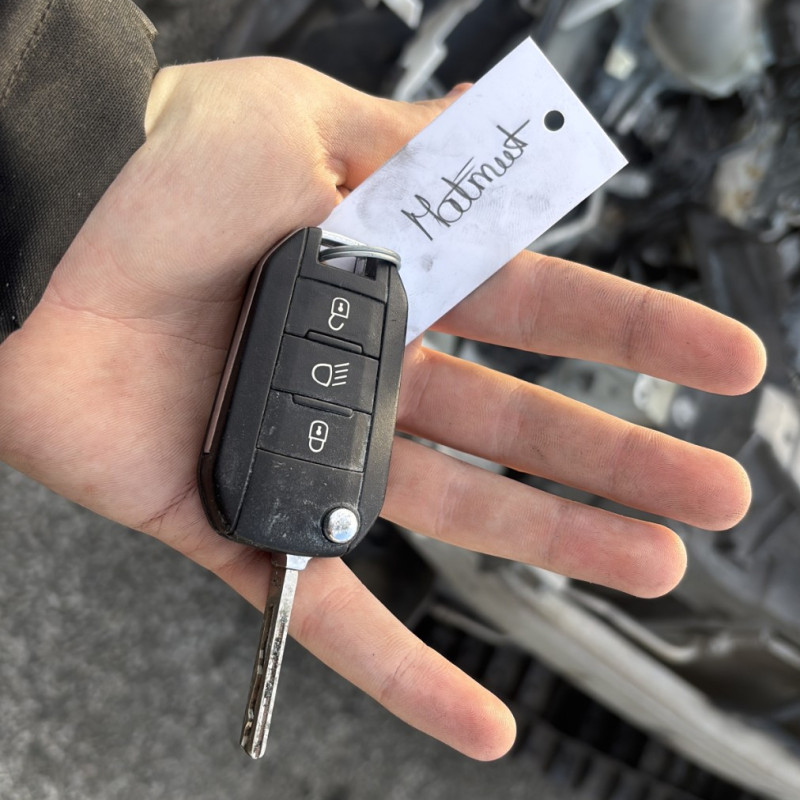 PEUGEOT 208 1 PHASE 2 1.5 BLUE HDI - 16V TURBO Photo n°21