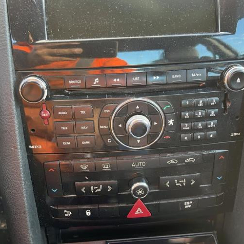 Optique avant principal droit (feux)(phare) PEUGEOT 407 Photo n°12