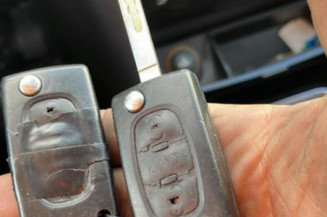 Optique avant principal droit (feux)(phare) PEUGEOT 407