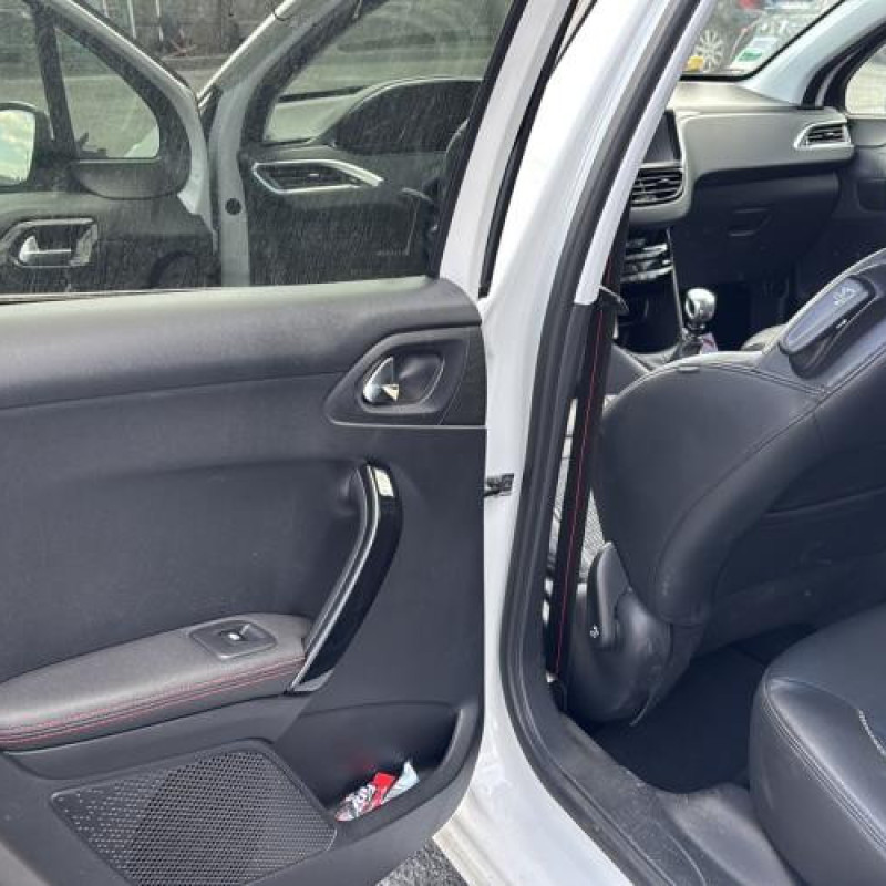 Pare choc arriere PEUGEOT 208 1 Photo n°19