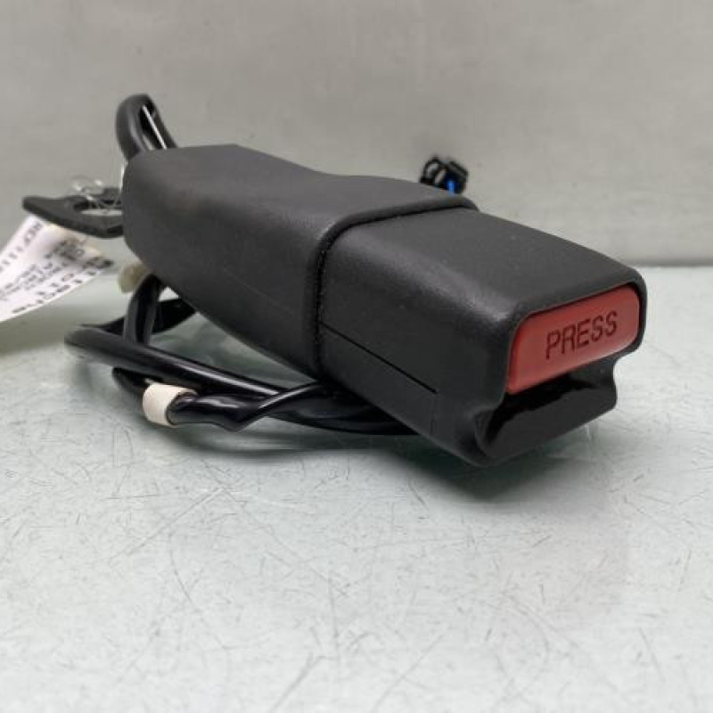 Attache ceinture avant droit CITROEN C4 AIRCROSS Photo n°1