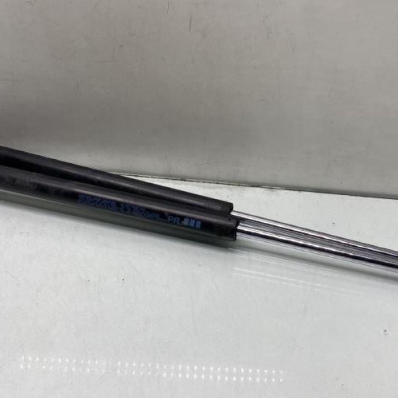 Verin de coffre CITROEN C4 AIRCROSS Photo n°3